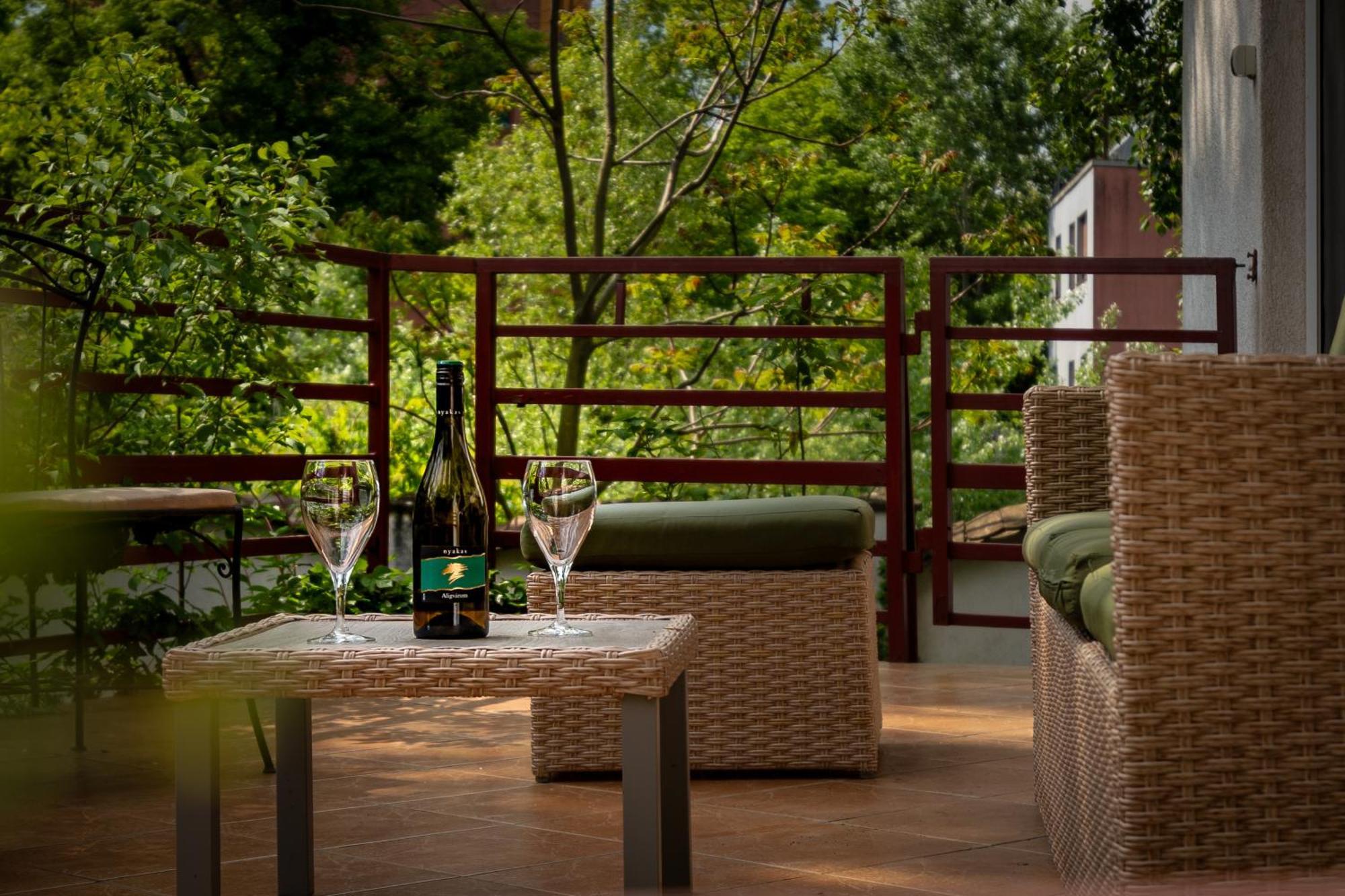 Kiraly Csaladi Apartman- Royal Family Apartment #Freegarage Budapest Eksteriør billede
